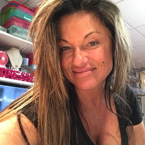 Meet your Posher, Josy & my babies..โค๏ธโค๏ธโค๏ธ - Picture 2 of 5